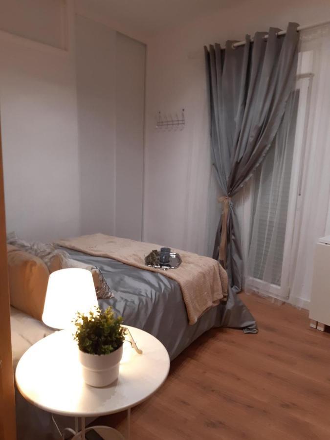Alma S Home, Precioso Loft En Planta Primera Больюльос-Пар-дель-Кондадо Экстерьер фото
