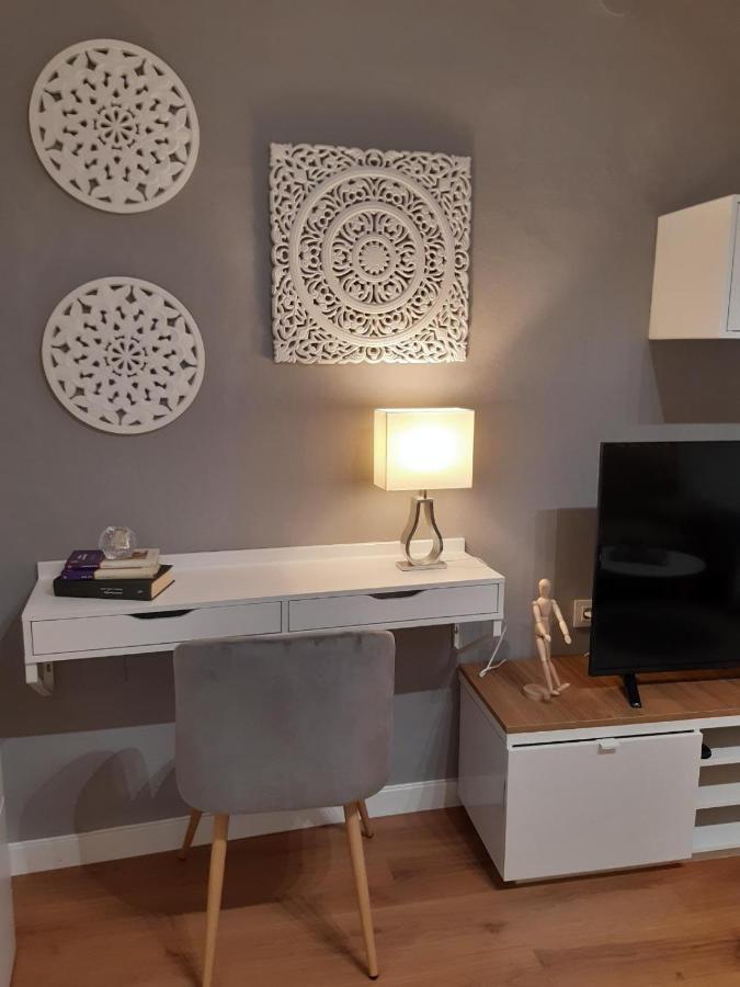 Alma S Home, Precioso Loft En Planta Primera Больюльос-Пар-дель-Кондадо Экстерьер фото