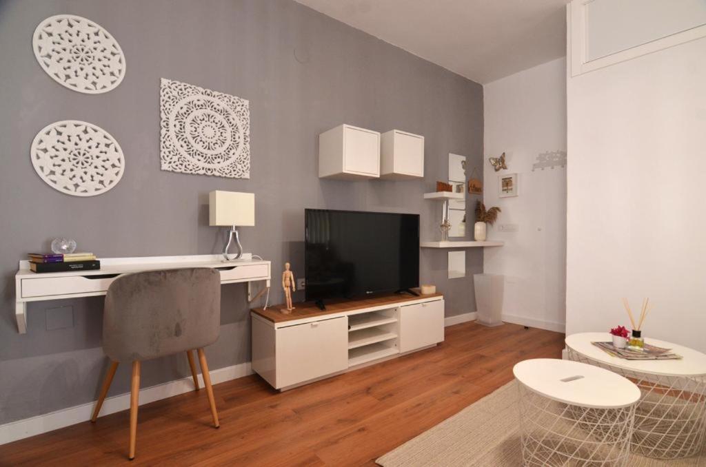 Alma S Home, Precioso Loft En Planta Primera Больюльос-Пар-дель-Кондадо Экстерьер фото